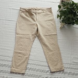 Old Navy Beige Houndstooth Cropped Pants